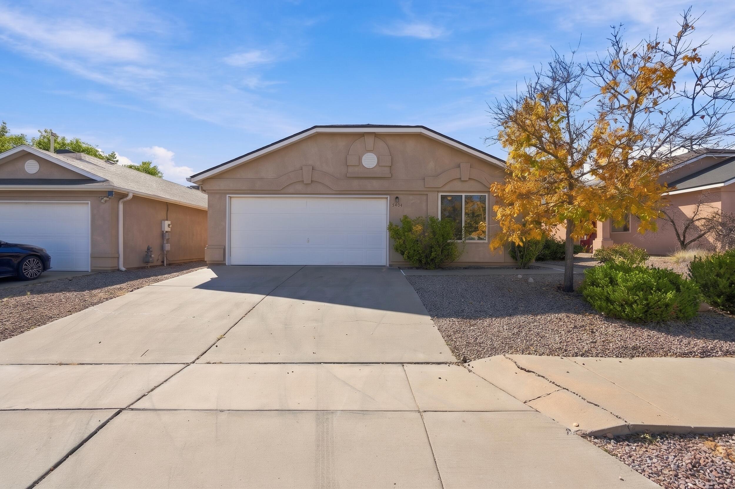 Photo 2 of Single family home for sale at 5404 Summer Ridge Rd Nw, Albuquerque, NM 87114 | MLS# 1112707 | Listing updated on 2026-10-24