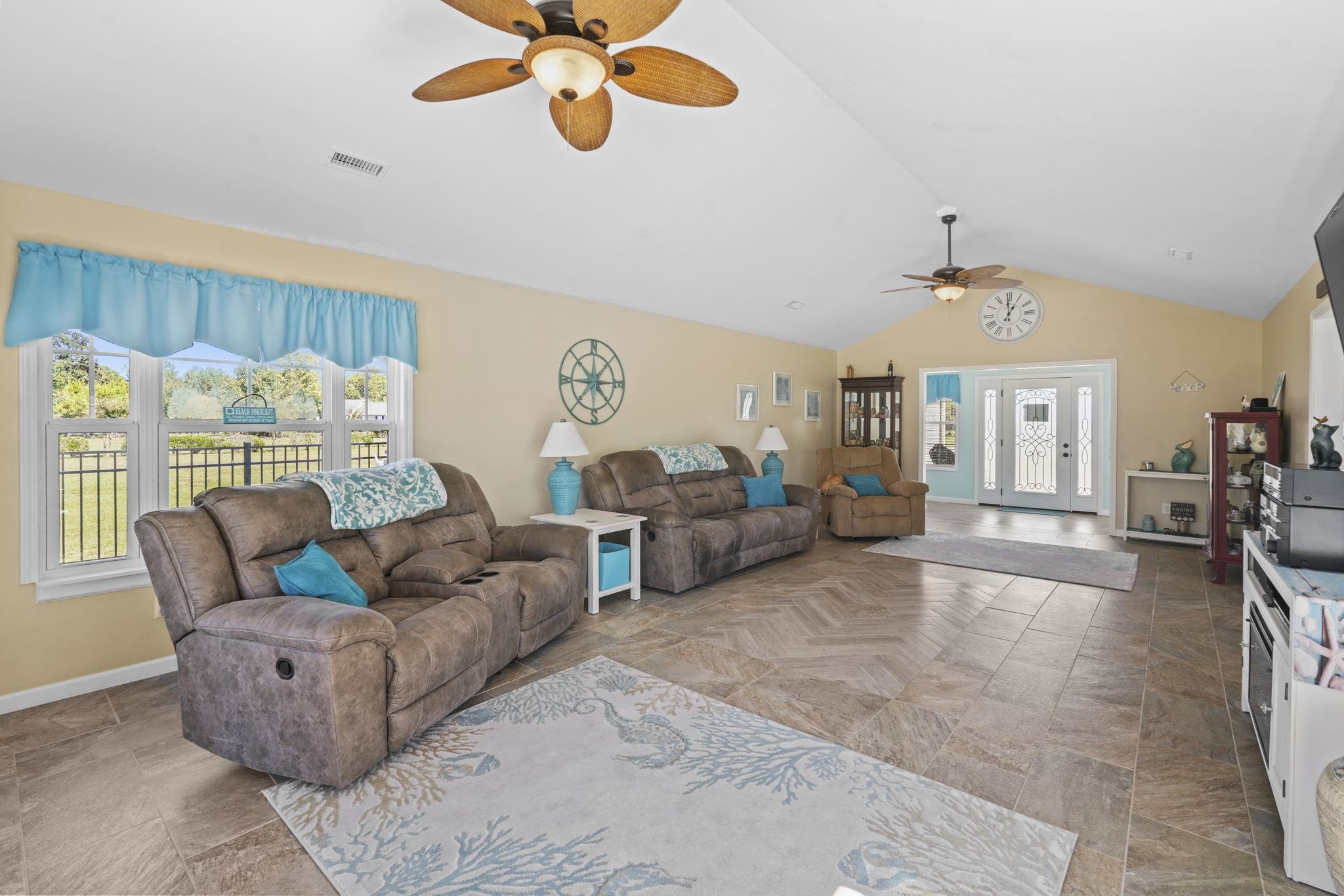 Photo 4 of Sale Pending at 3719 Faith Dr, Conway, SC 29527 | MLS# 2625545 | Listing updated on 2026-10-27