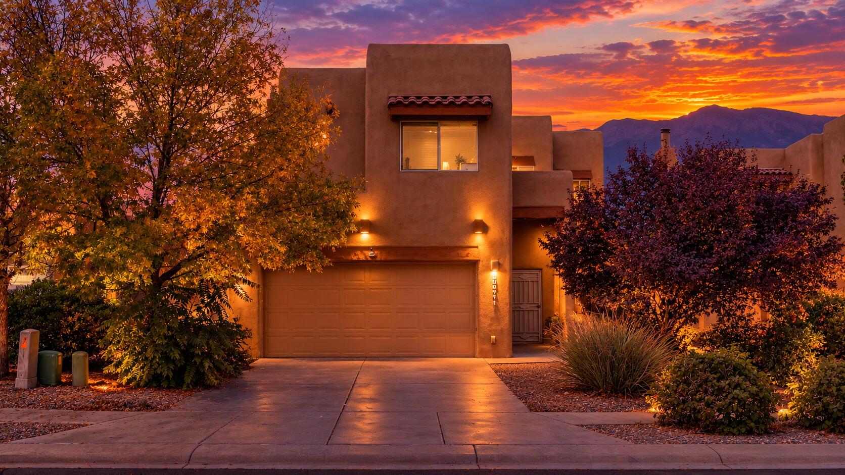 Location, Location. Come see this beautiful pueblo style 2-story home on the Westside. 3 bedroom, 2.5 bath, 2574sqft. New Laminate flooring downstairs, Open floorplan, vaulted ceilings, recessed lighting. 2-way fireplace for cold evenings. Large Kitchen with plenty of cabinet & counter space to go with your breakfast bar. Oversized master bedroom with baclonly with plenty of views. Large Walk-in closet with double sinks Washer / Dryer upstairs for connivence. Huge Park within walking distance. Solar installed for added savings. Come see this property it will not last.