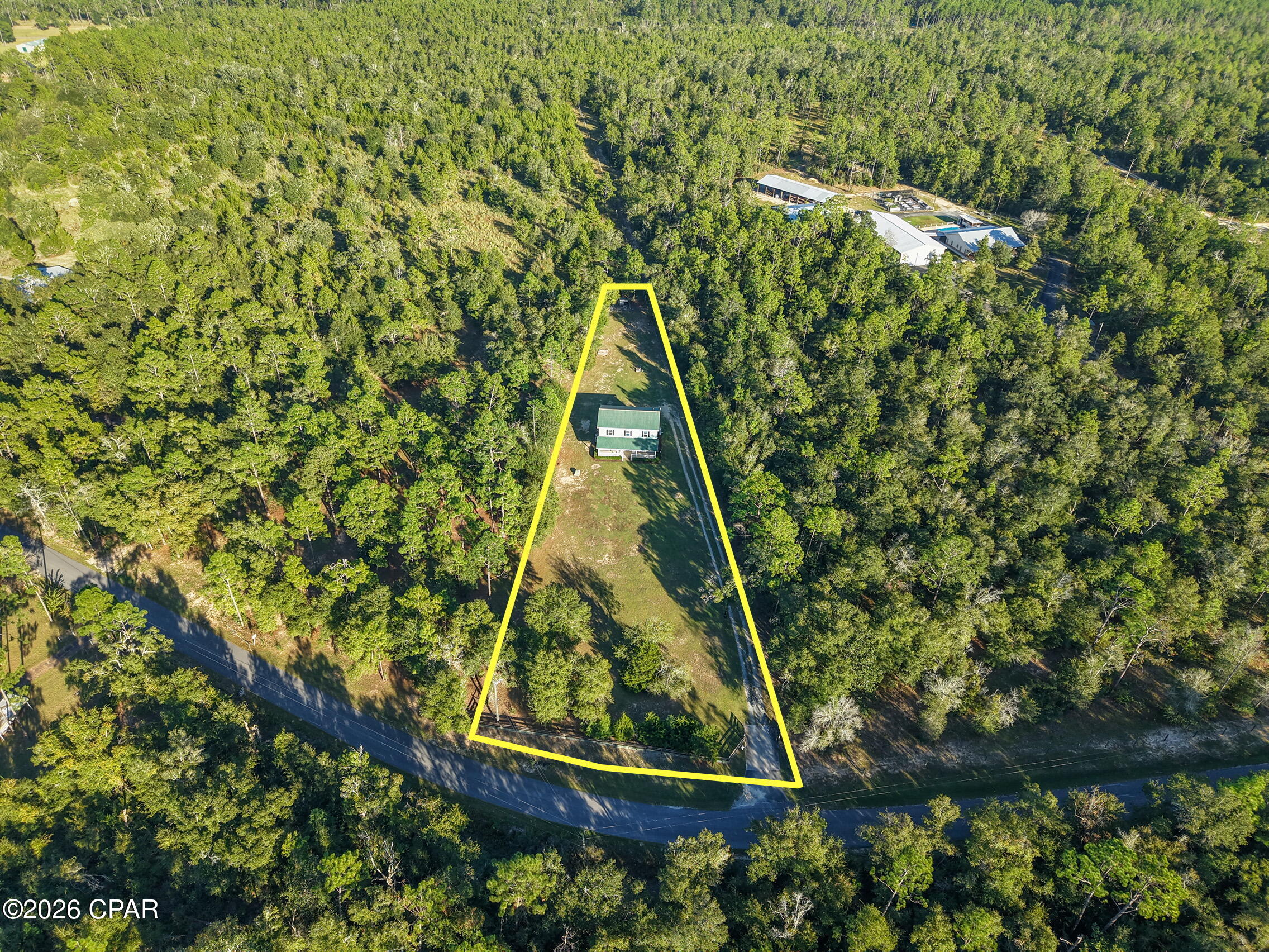 Photo 4 of Single family home for sale at 284 Compass Lake Dr, Alford, FL 32420 | MLS# 796797 | Listing updated on 2026-10-21
