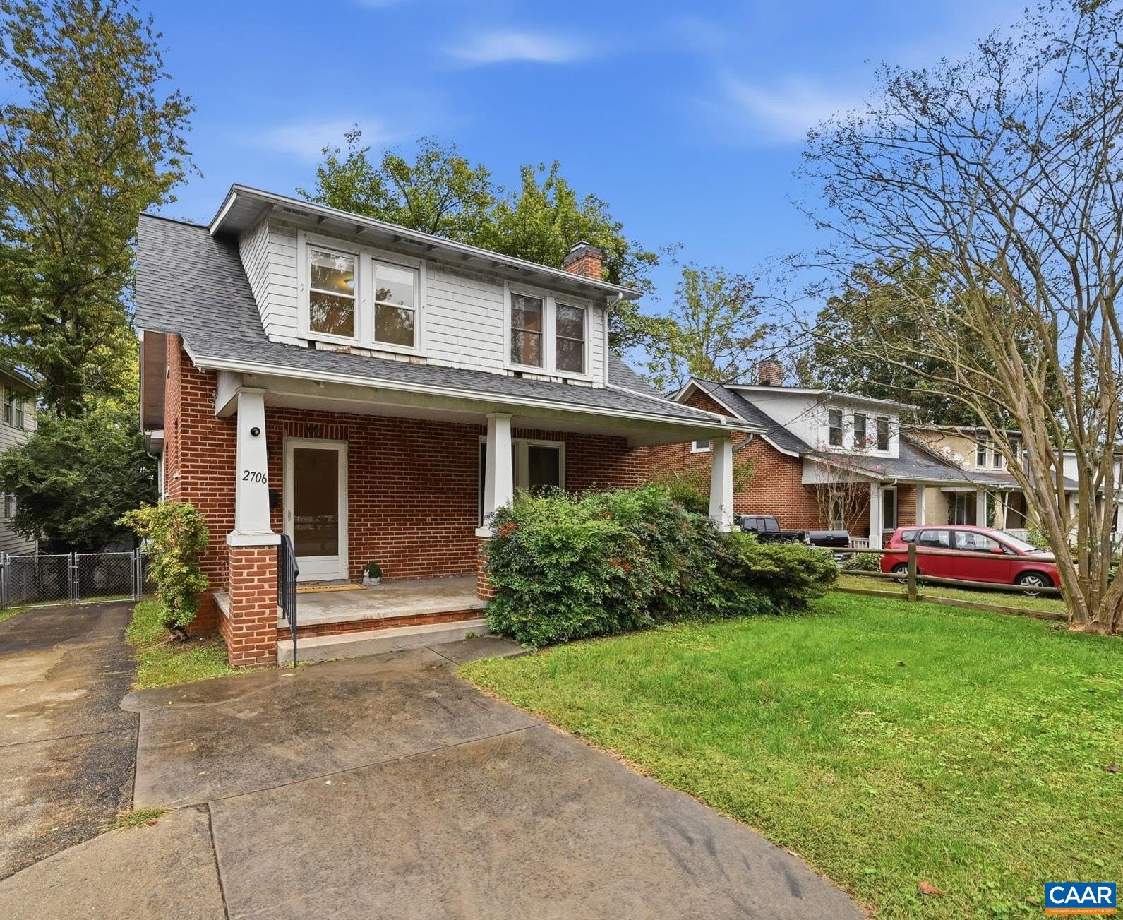 2706 Jefferson Park Ave