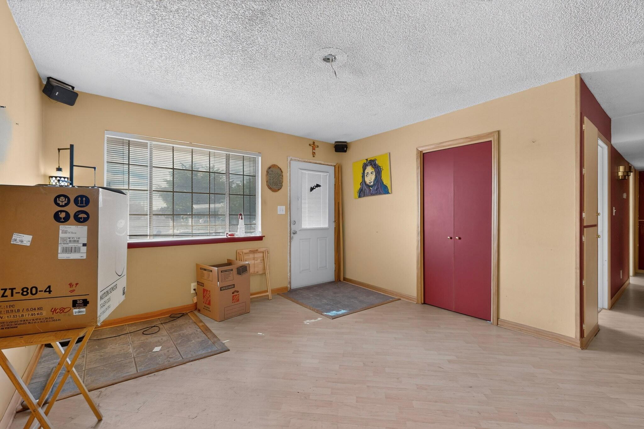Photo 2 of Single family home for sale at 1439 S Loma Hermosa Ct Nw, Albuquerque, NM 87105 | MLS# 1112896 | Listing updated on 2026-10-22