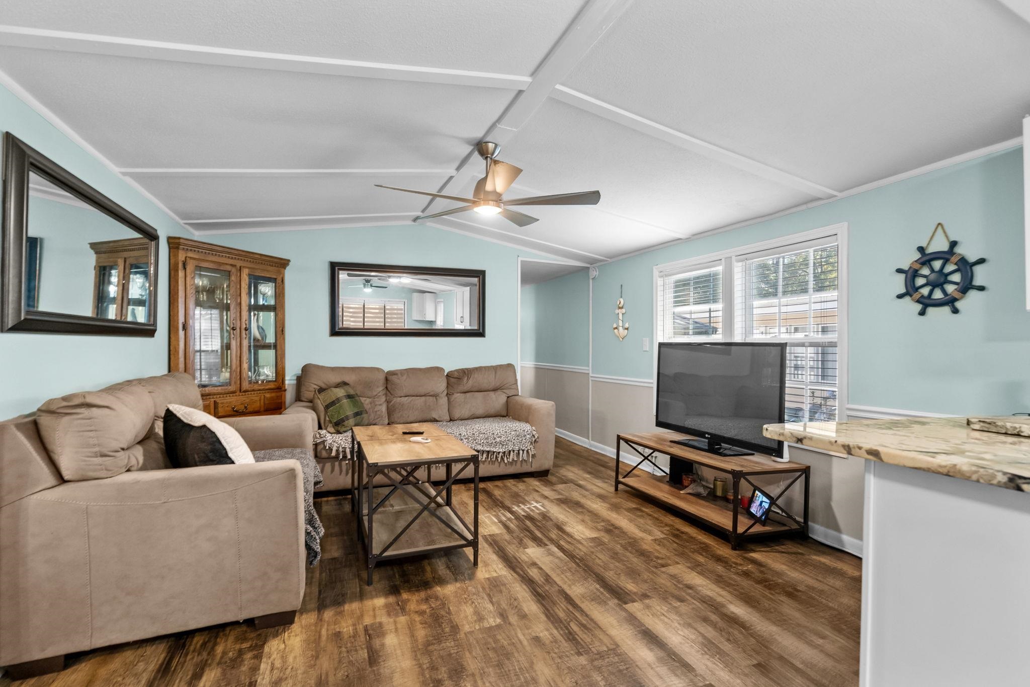 Photo 4 of Manufactured home for sale at 25 Ocean Reef Ln, Murrells Inlet, SC 29576 | MLS# 2625865 | Listing updated on 2026-10-23