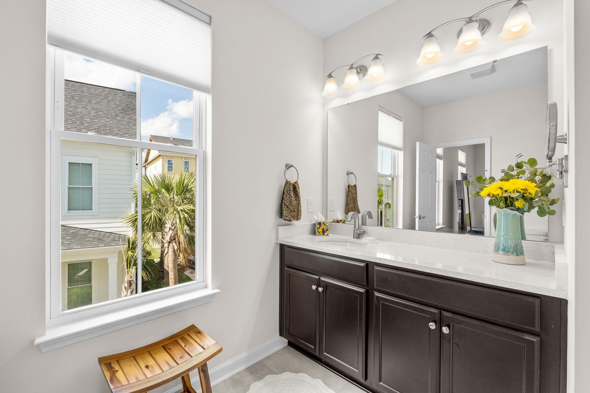 2625886 | Photo 44