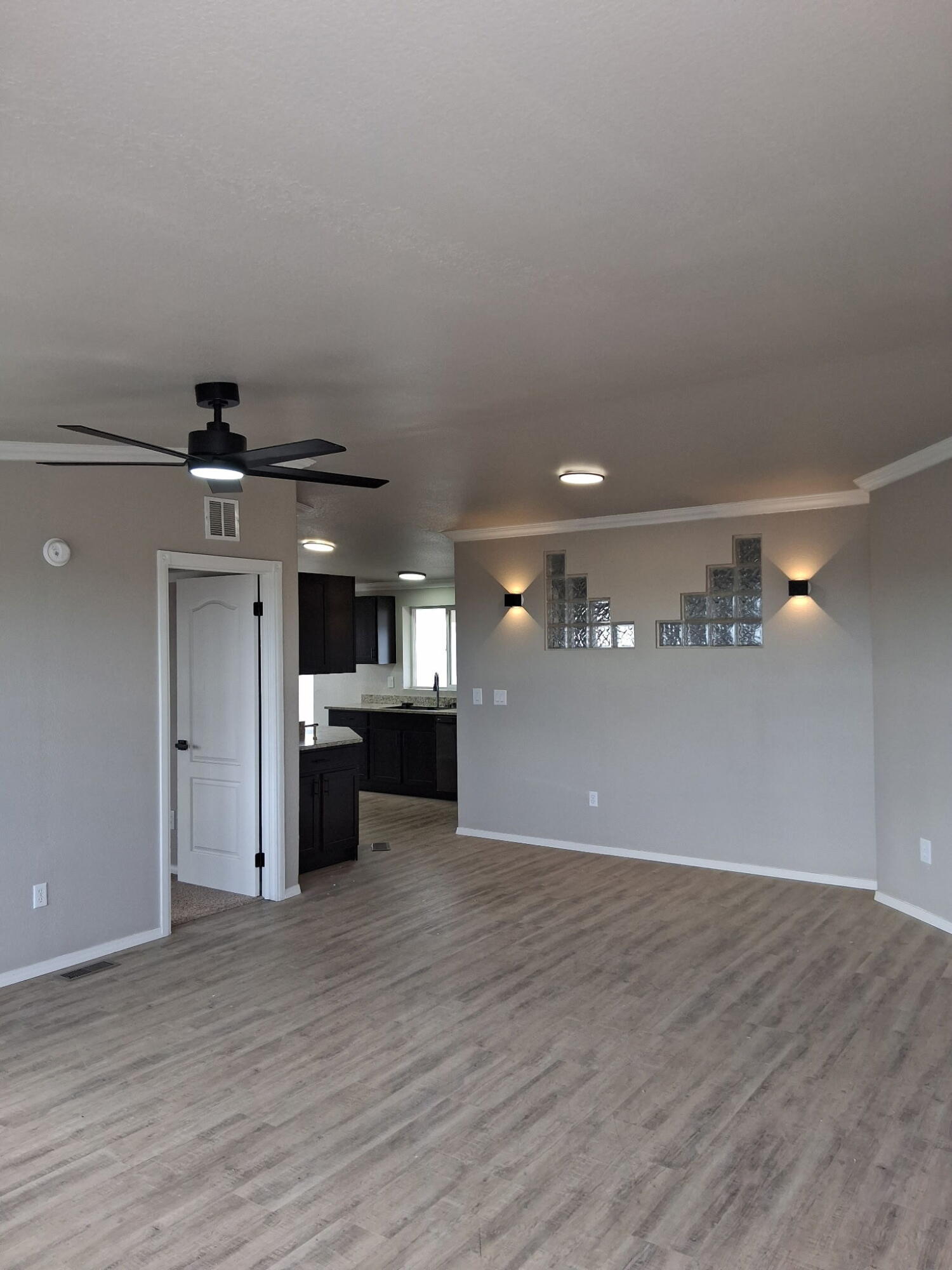 Photo 3 of Single family home for sale at 125 Otero Rd, Moriarty, NM 87035 | MLS# 1112997 | Listing updated on 2026-10-24
