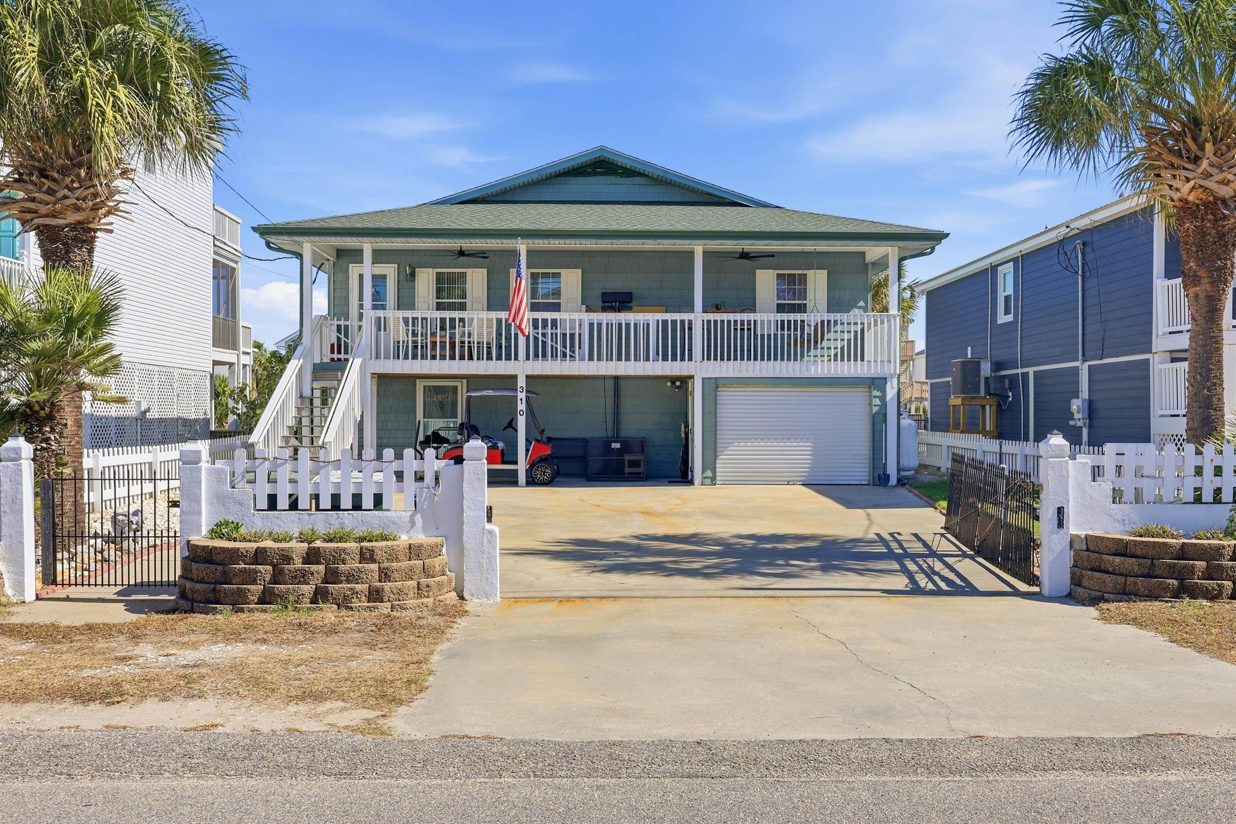 Photo 1 of Single family home for sale at 310 34th Avenue N, North Myrtle Beach, SC 29582 | MLS# 2625963 | Listing updated on 2026-10-23