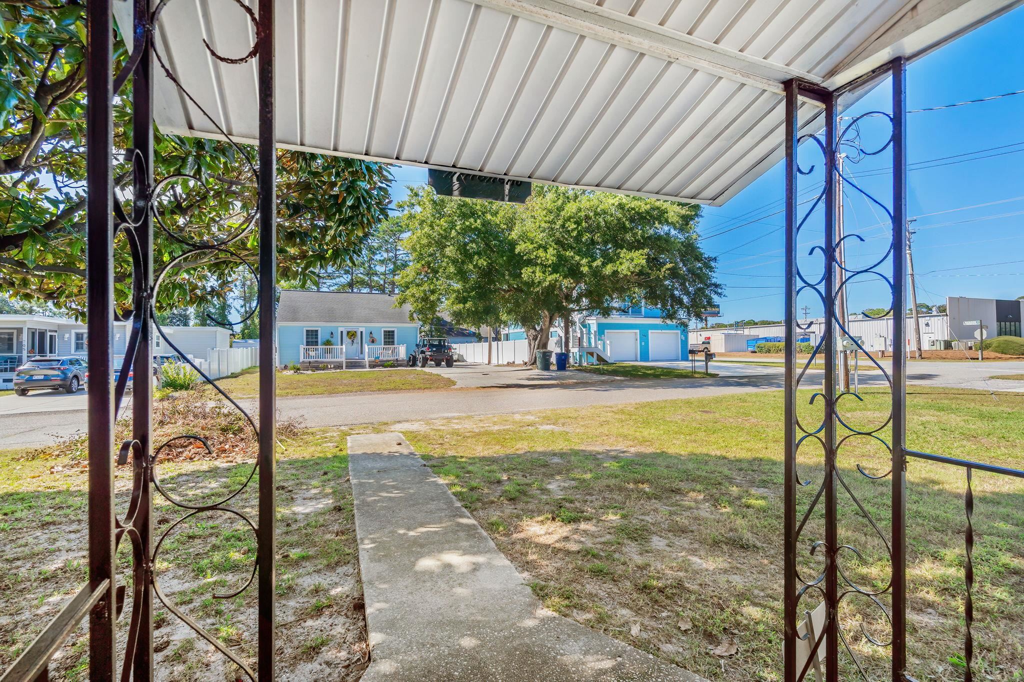 Photo 2 of Single family home for sale at 706 23rd Avenue S, North Myrtle Beach, SC 29582 | MLS# 2625976 | Listing updated on 2026-10-27