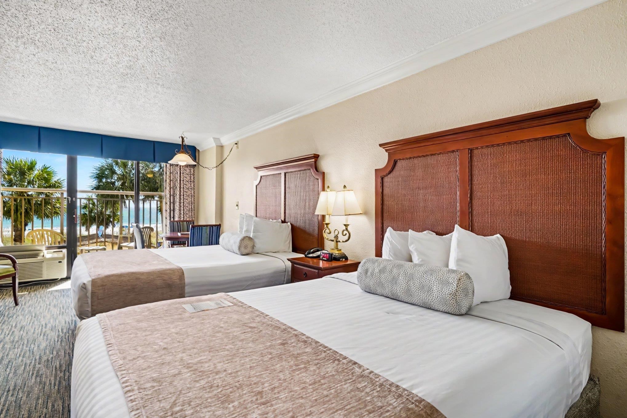 Listing Photo 2 - Condo for sale in building located at 1200 Ocean Blvd N, Myrtle Beach, SC 29577 - Unit #206