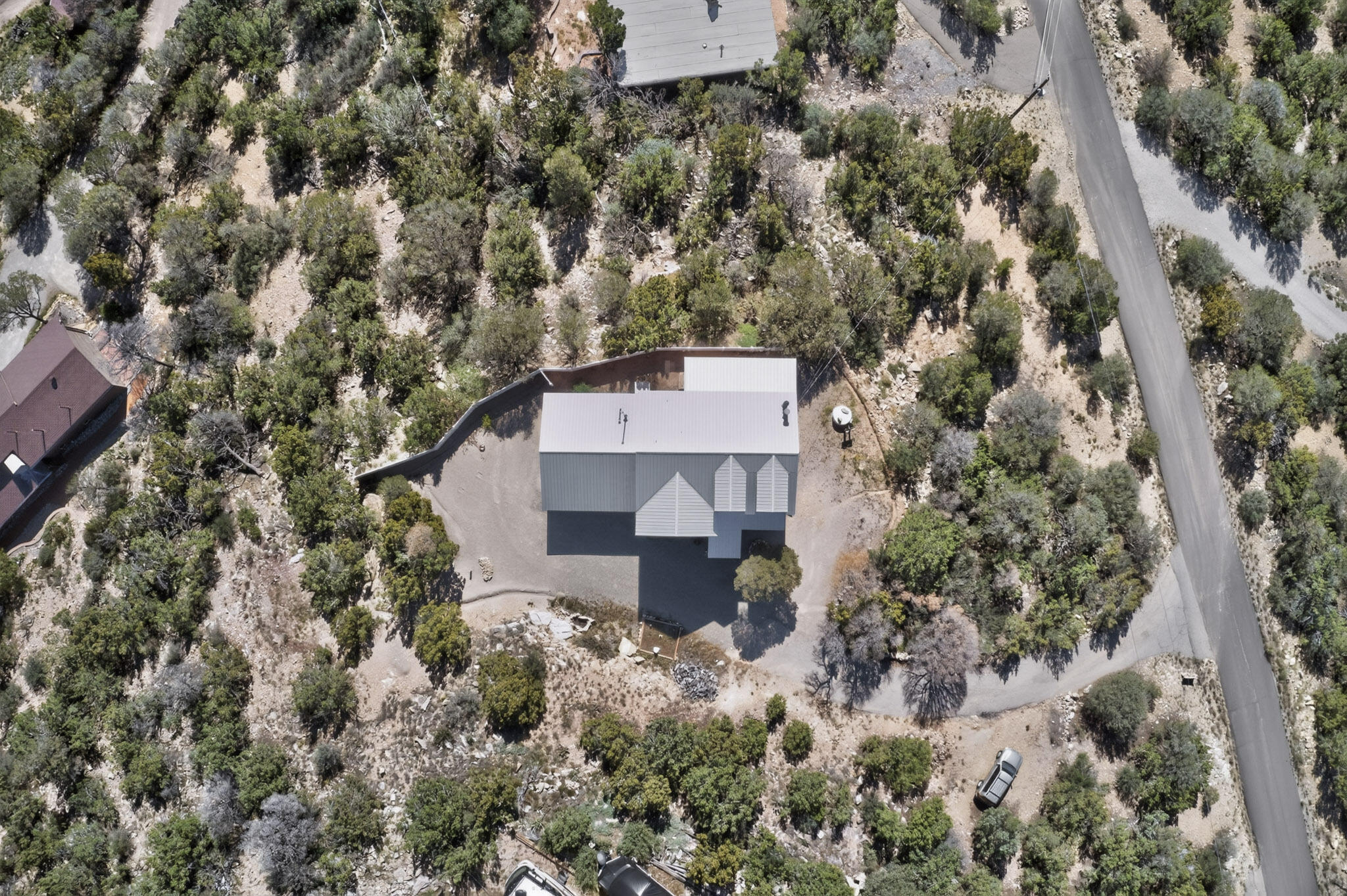 Photo 3 of Single family home for sale at 4 Rushmore Rd, Cedar Crest, NM 87008 | MLS# 1113068 | Listing updated on 2026-10-27