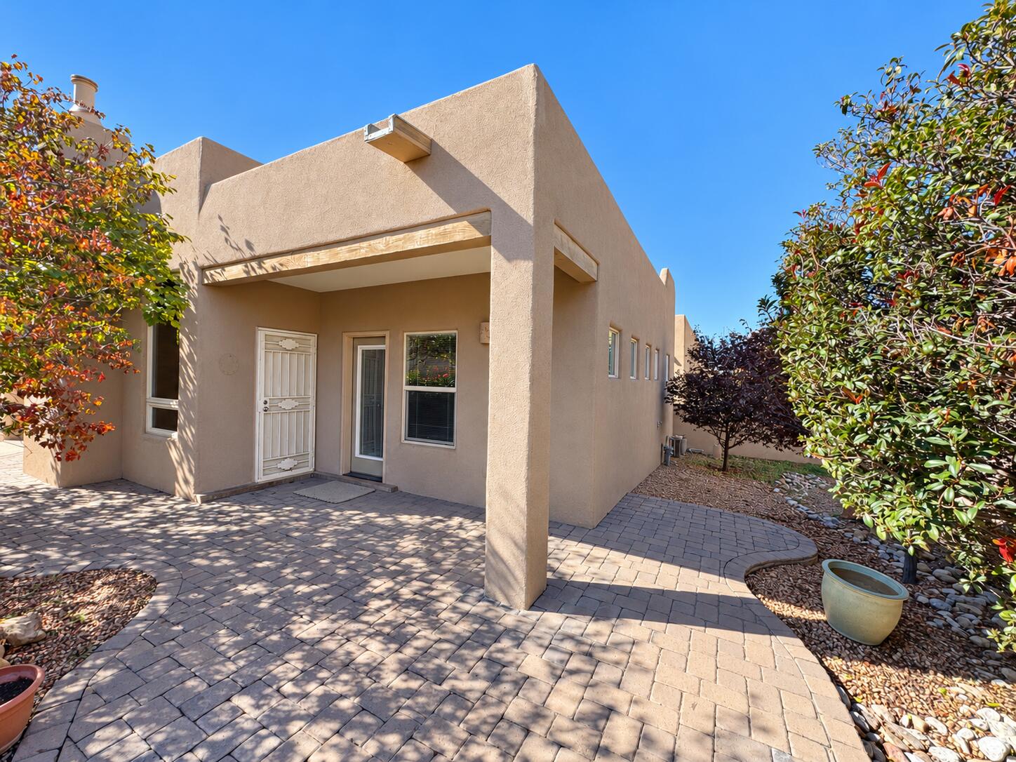Photo 4 of Single family home for sale at 8847 Desert Finch Ln NE, Albuquerque, NM 87122 | MLS# 1113147 | Listing updated on 2026-10-27