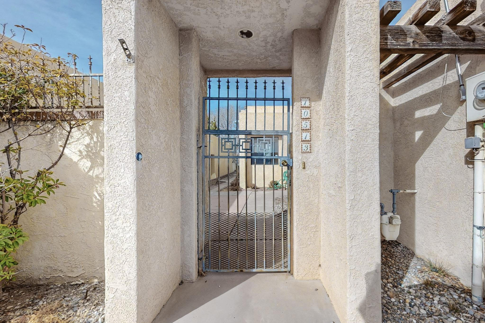 Photo 2 of Single family home for sale at 10513 Camino Del Oso Ne, Albuquerque, NM 87111 | MLS# 1113170 | Listing updated on 2026-10-28