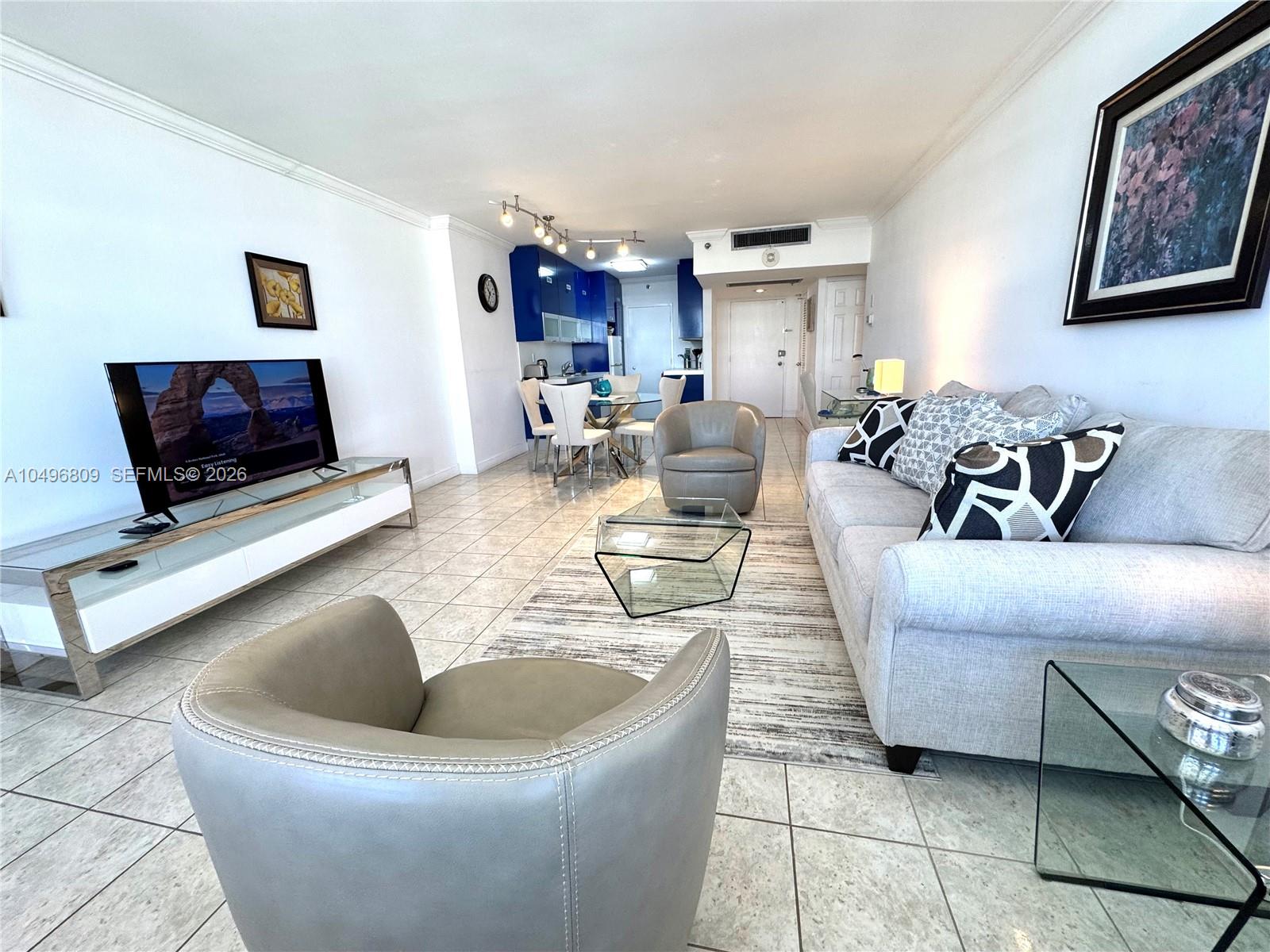 The Decoplage Condo