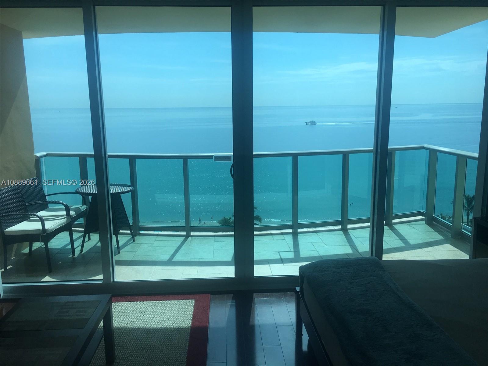 The Wave Condo